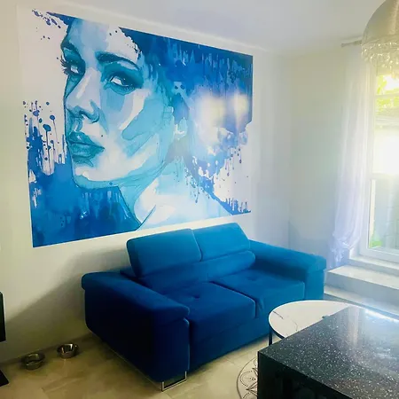 Blue Sky Apartment