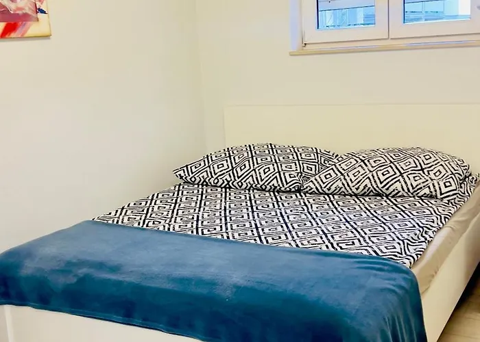 Apartment Blue Sky *